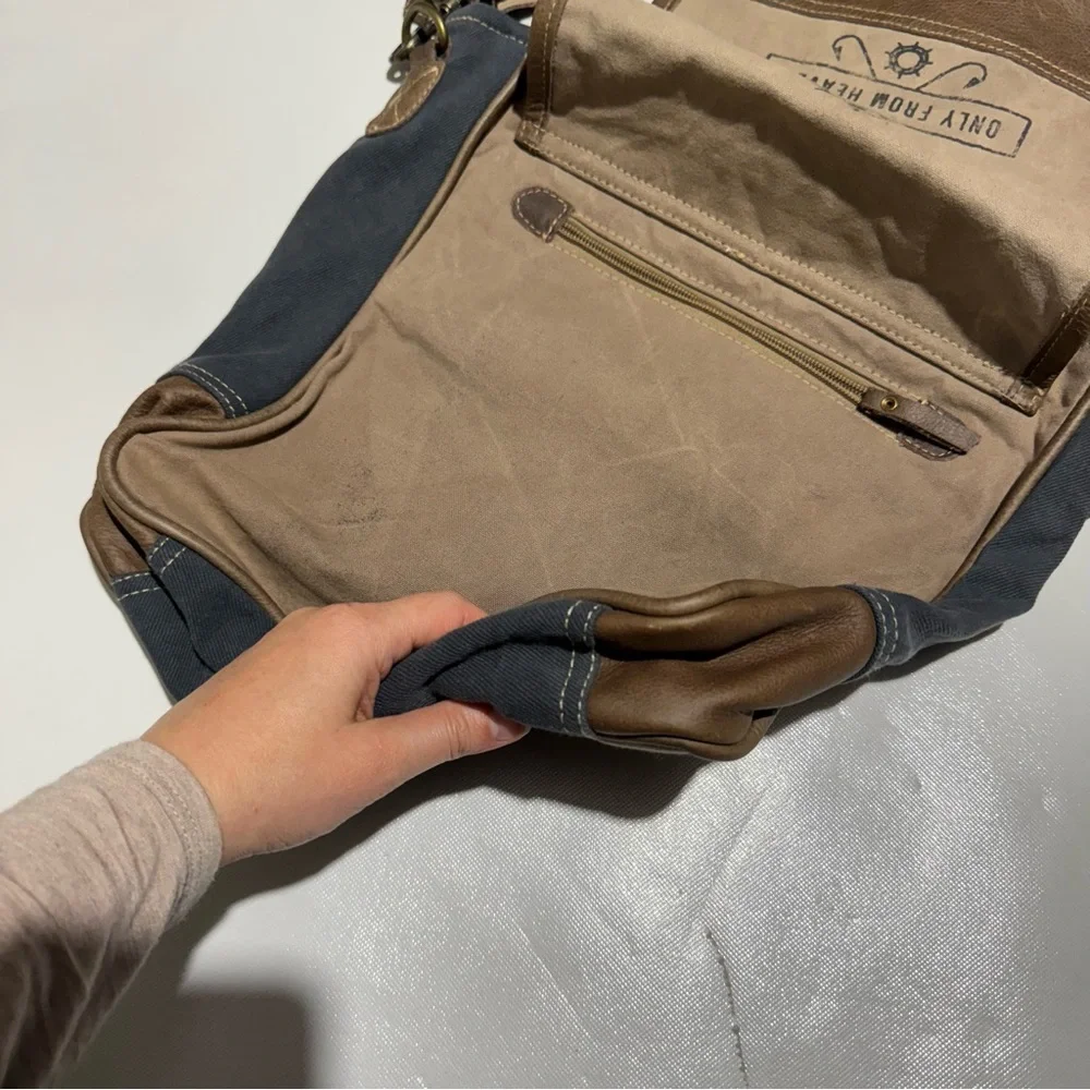 Clea Ray Upcycled Seafood‎ Lovers Canvas Messenger Crossbody Shoulder Tote Bag